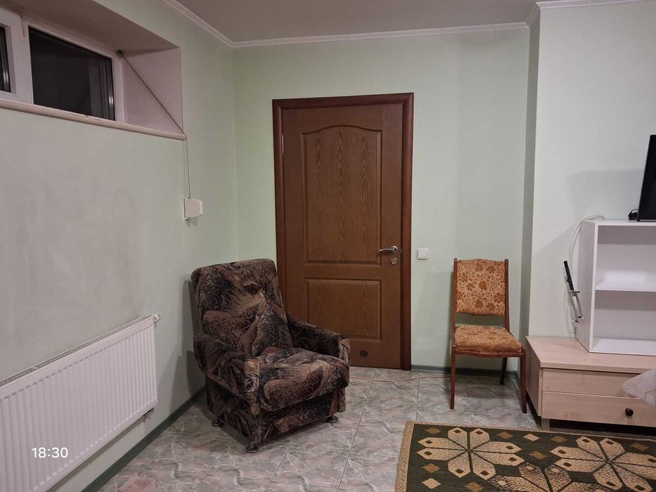 .Оренда частини будинку з окремим входом на Казбеті.