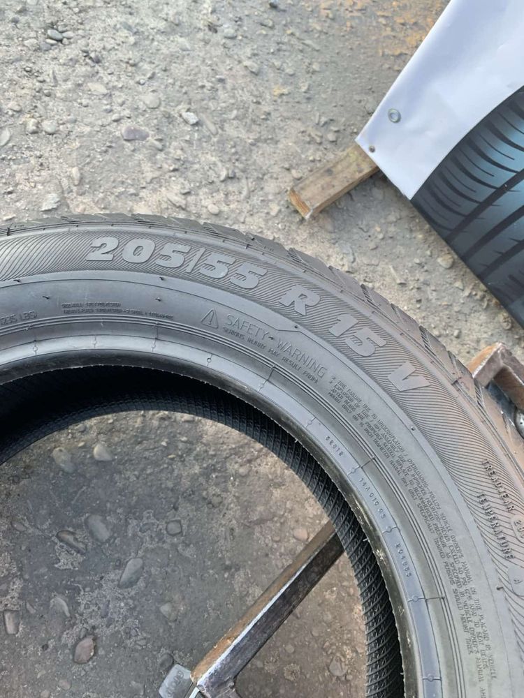Шини нові 205/55 R15 Semperit літо 2023р