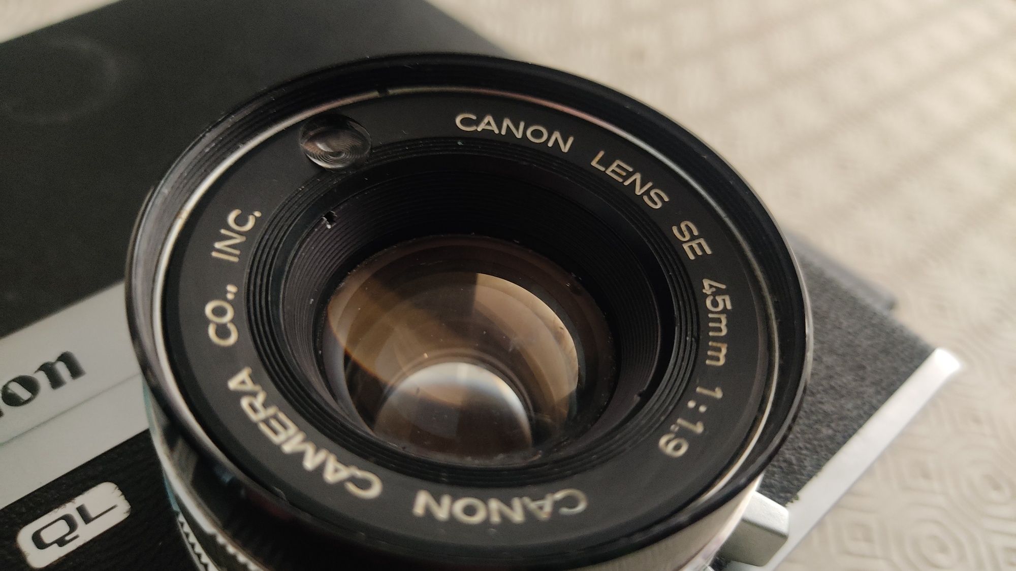 Canon canonet QL-19