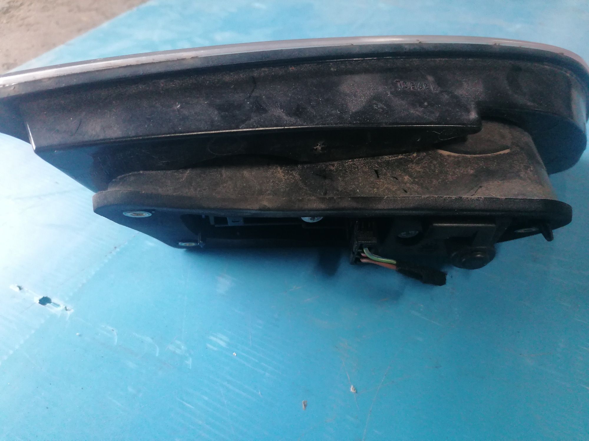 Farolin seat ibiza 6l da mala lado direito