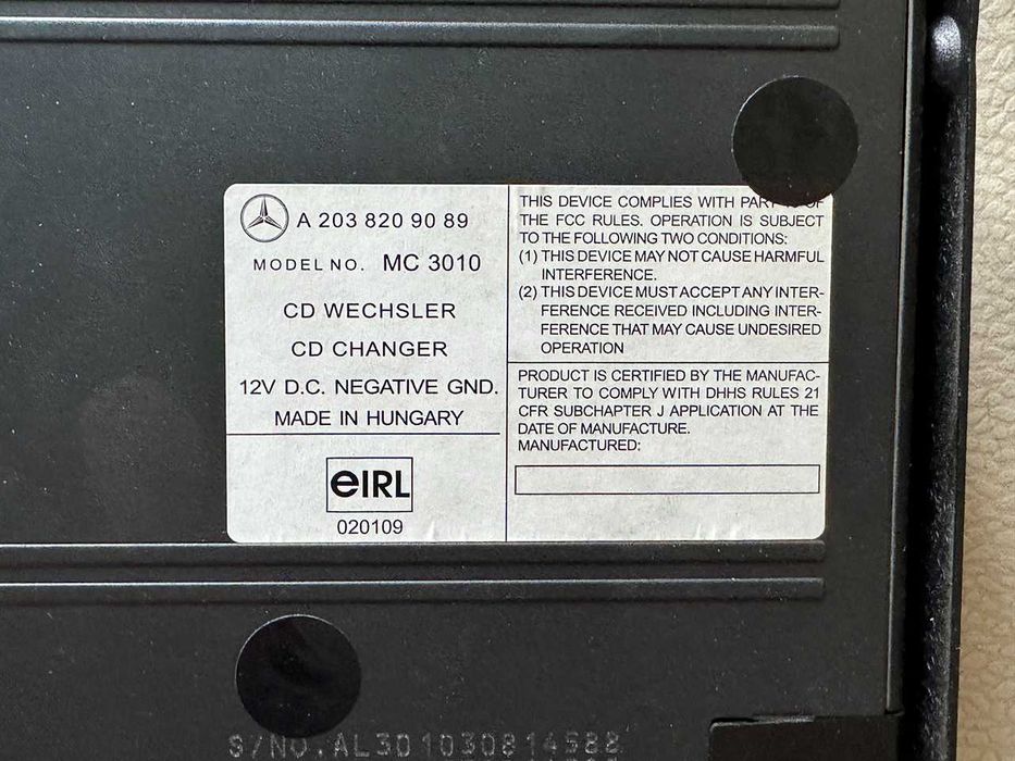 Оригинальный ченджер CD-Changer Mercedes W203 W209