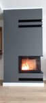 Kominki Kamko- wkład narożny Kratki Simple 6kW z zabudową