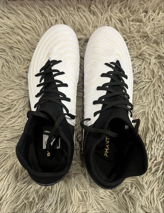 Бутси кросівки футбольні Nike Phantom Luna 2 Academy US 8,5 UK 7,5