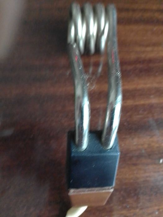 Продам электрокипятильник на чашку.