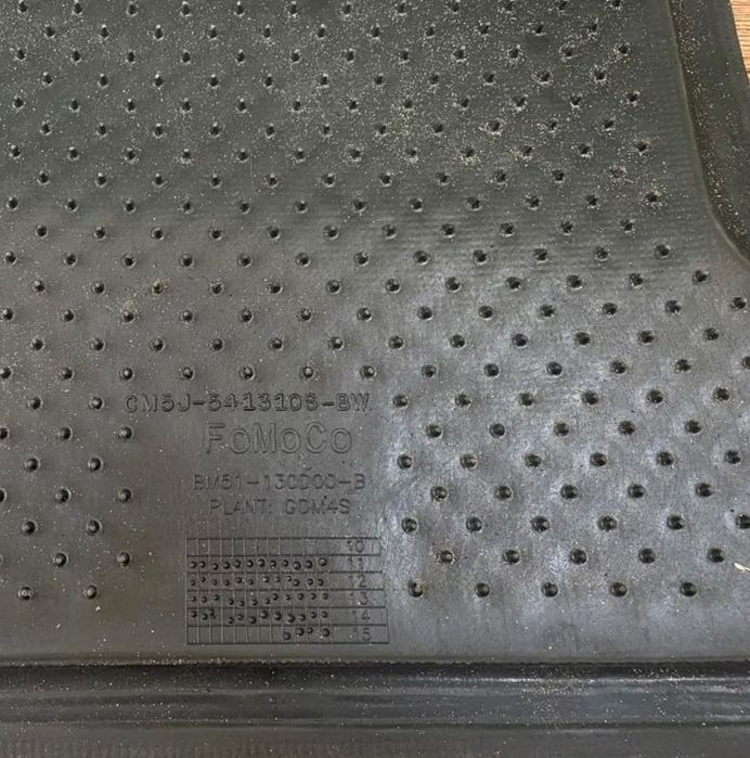 Килимки, коврики на Форд фокус / Ford focus 2012 -2017