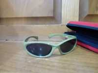 Óculos de sol para criança com caixa