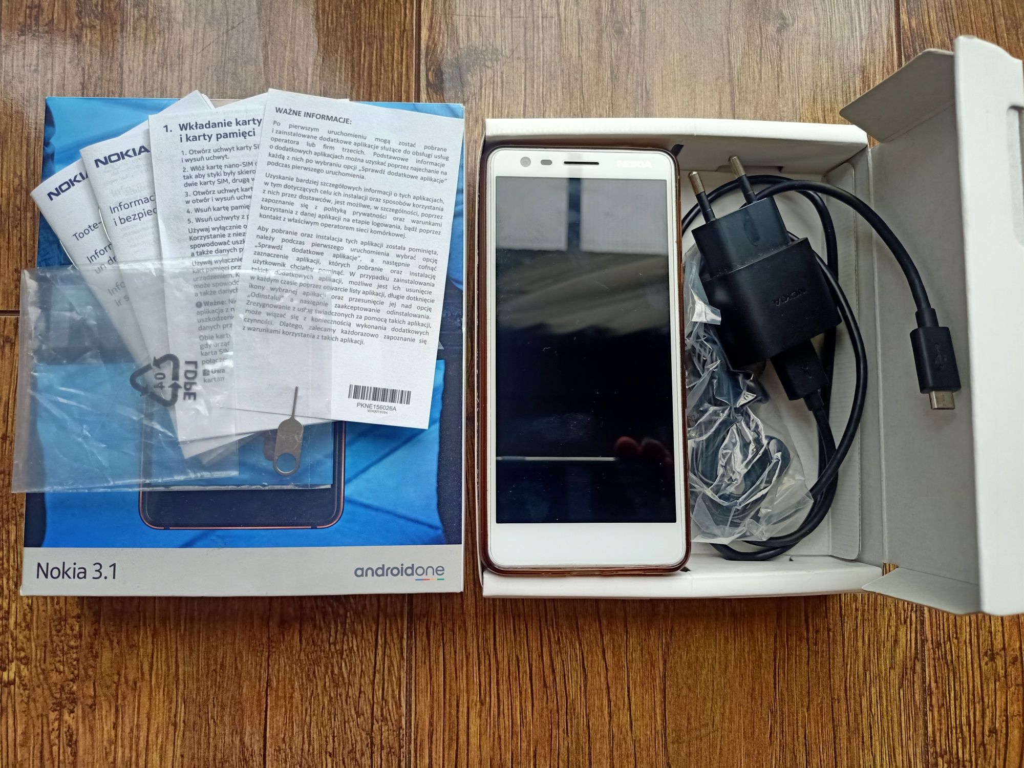 Nokia 3.1 biała (stan bardzo dobry)