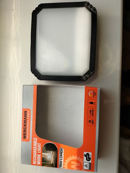 Светильник  лед супер 10 watt 700 lumen  Германия , новый