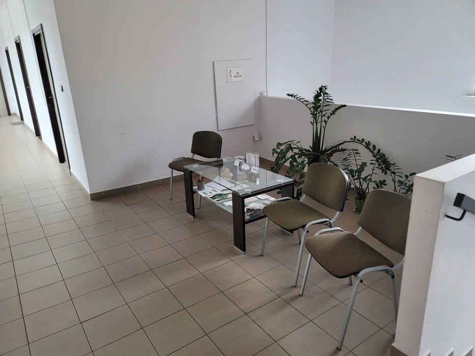 Wynajmę biuro  na Placu Pokoju 18,4m2