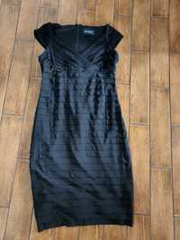 Czarna dopasowana sukienka Scarlett nite rozmiar 40