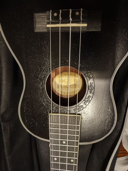 Ukulele koncertowe Segovia SE 10C nowe, gratis pokrowiec