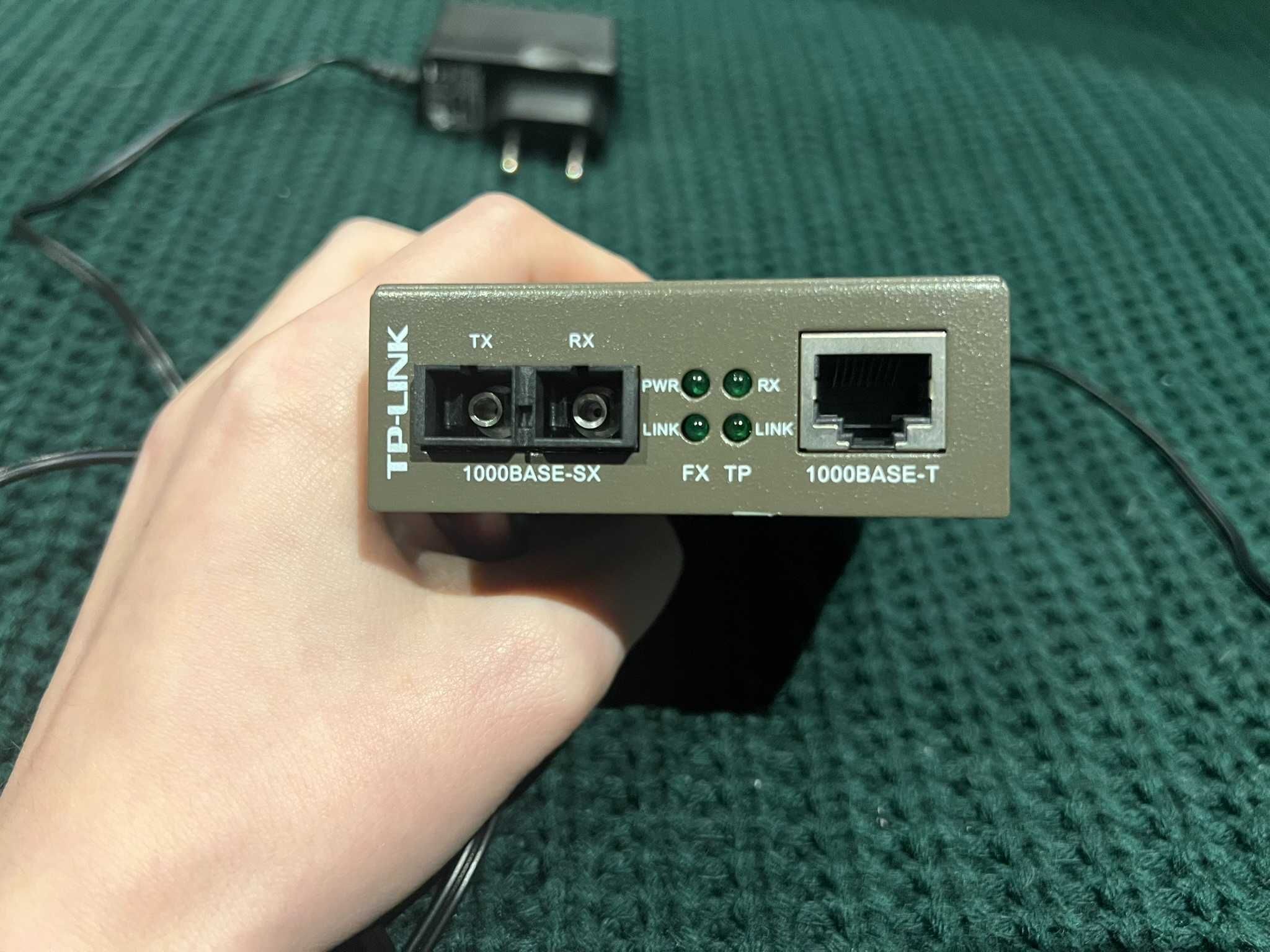 Медіаконвертер TP-LINK MC200CM