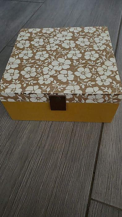 Szkatułka kuferek Empik