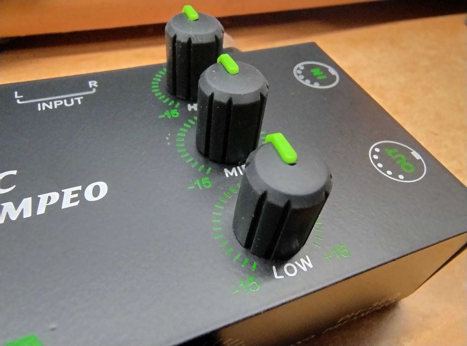 Przedwzmacniacz do gramofonu PH-3EQ Professional Audio Series