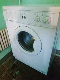 Стиральная машина Indesit WG 421