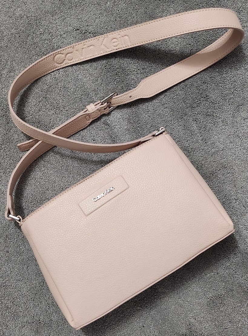 Torebka crossbody Calvin Klein