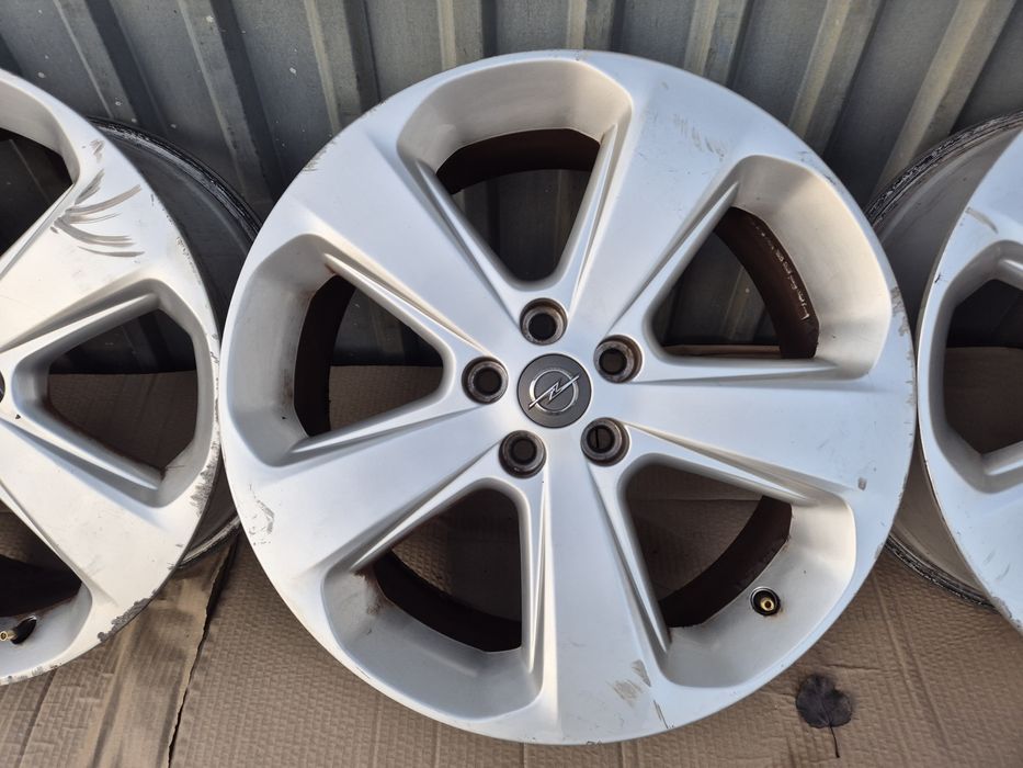 Felgi Alufelgi Opel Mokka 18" 5x105