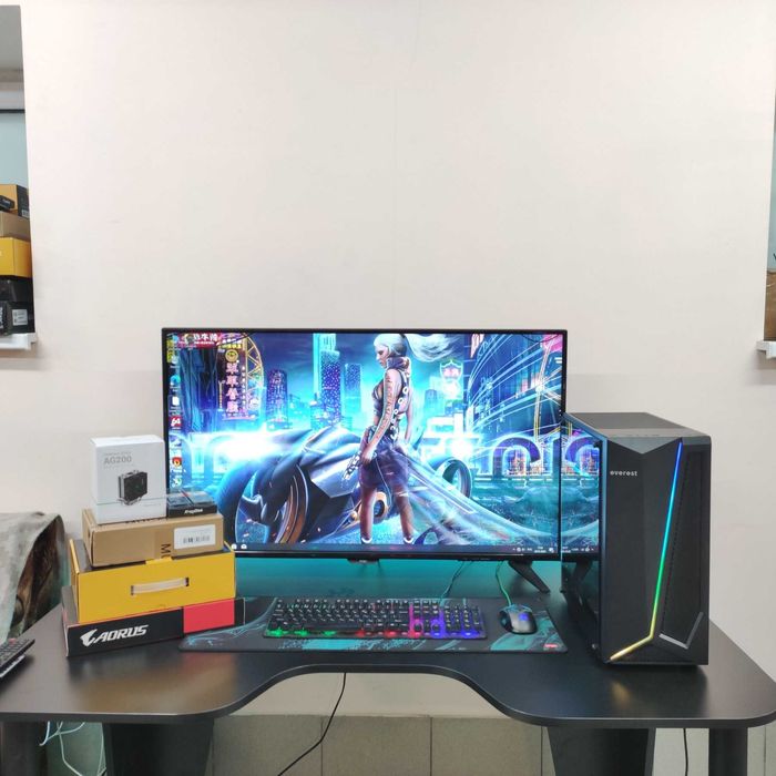 Игровой Компютер Intel Core i7, 16GB RAM, AORUS RX 570 4GB, SSD 512 m2