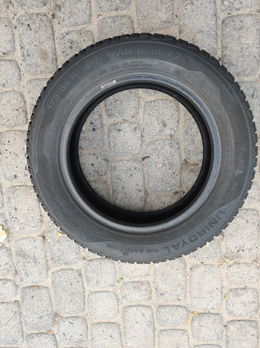 175.65.15 Dwie opony zimowe Uniroyal