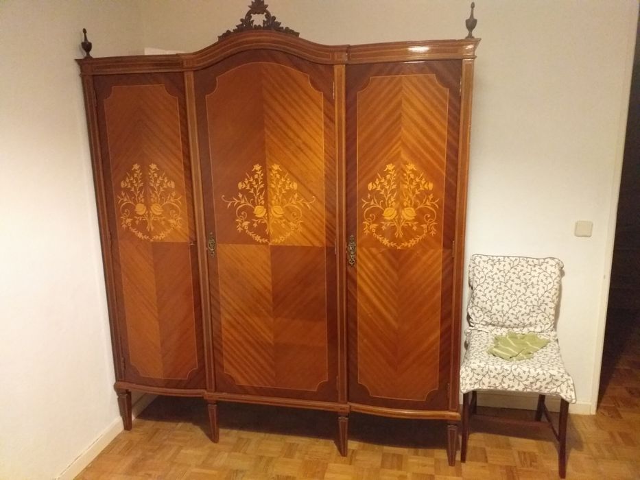 Cama vintage casal com transporte