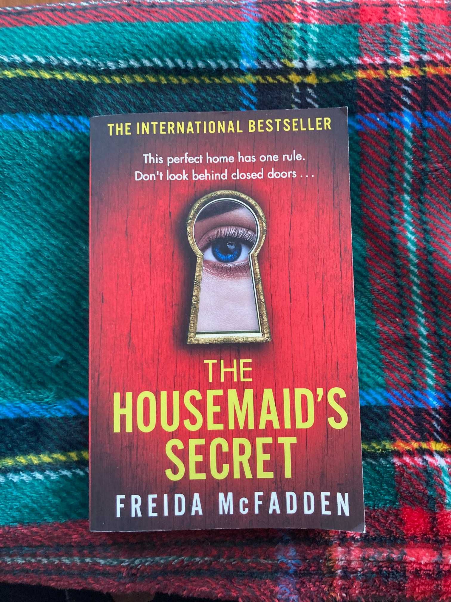 The Housemaid's secret de Freida McFadden (em inglês)