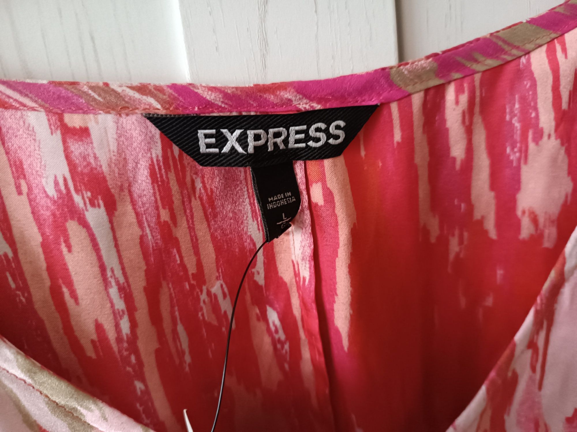 Nowa bluzka nietoperz L Express