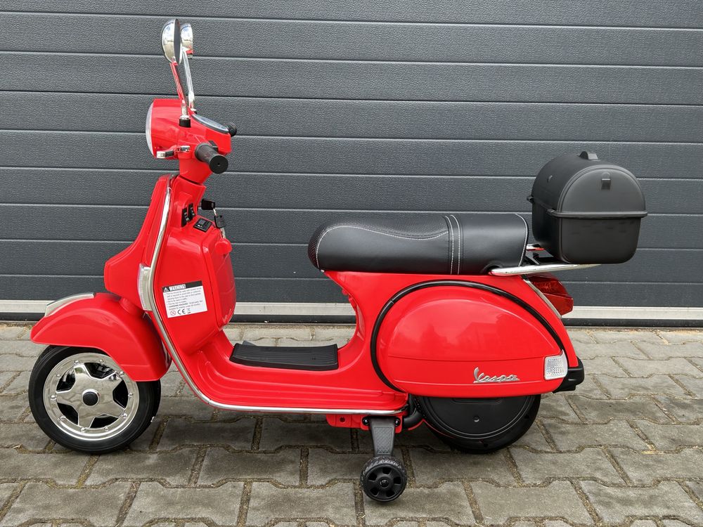 Motor Skuter na akumulator dla dzieci Vespa Czerwony 12V Skóra