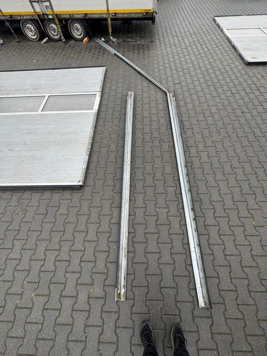 Brama 3.34x3.20 segmentowa elektryczna 2 sztuki skos do gory pod dach