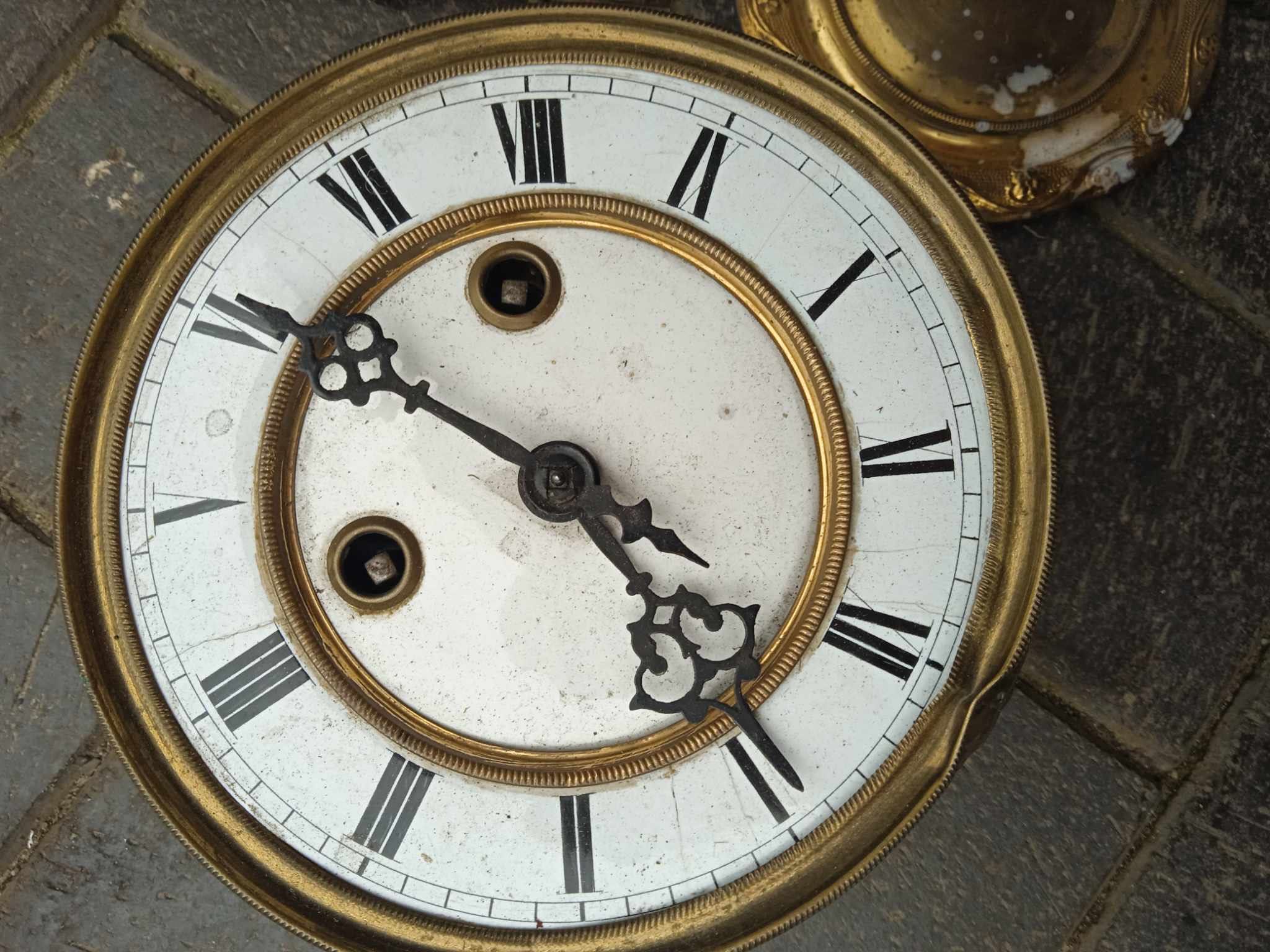 Mechanizm zegara Becker Junghans stary zegar wiszący