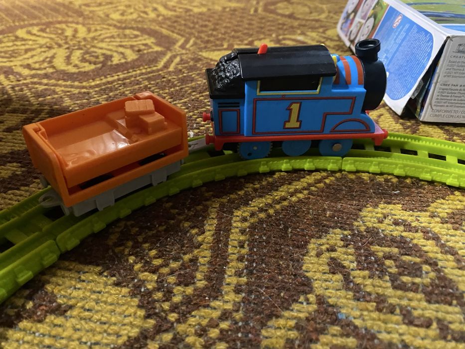 Thomas паравозик Fisher Price