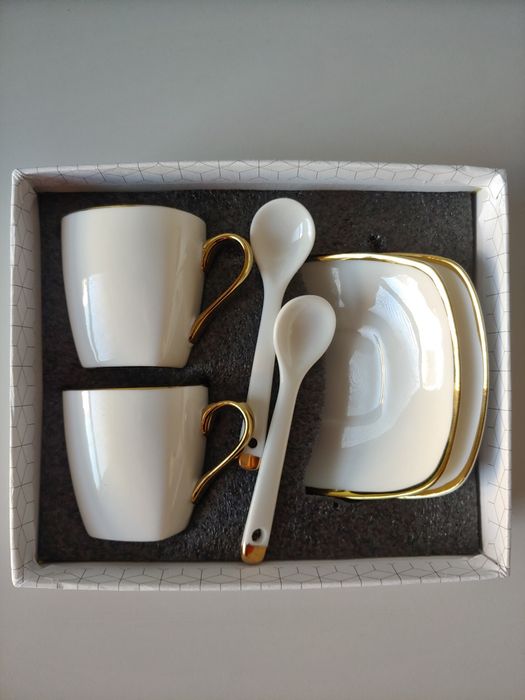 Filiżanki porcelanowe