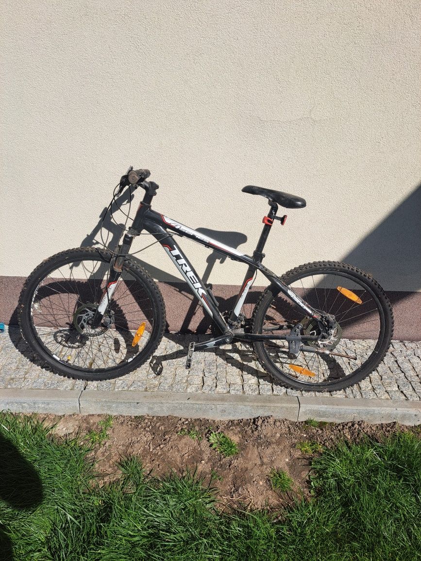 Trek 4 series 4300