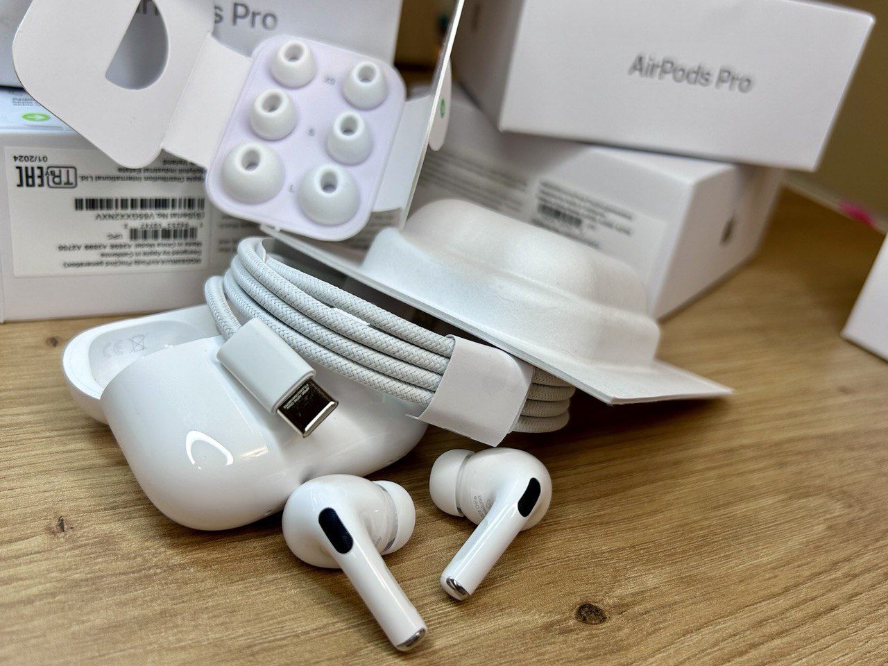 Airpods Pro 2 gen lux 2024 (type-c) 100% -шумка,прозорість,гіроскоп