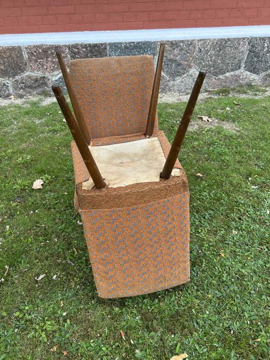 Krzesła tapicerowane patyczak typ.200-244