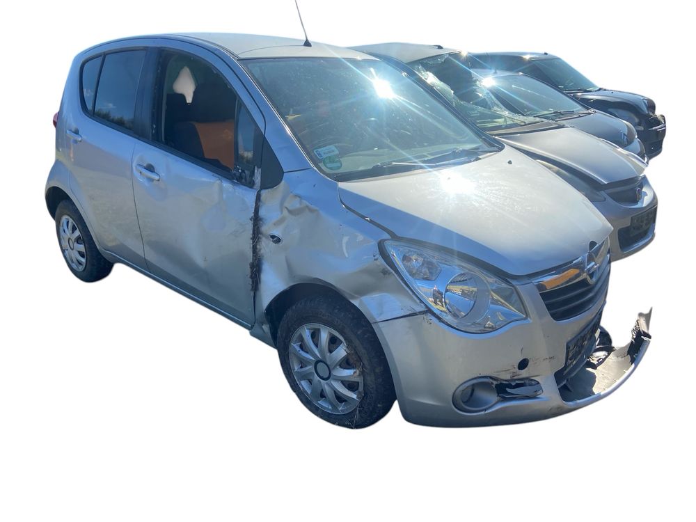 Na części Opel Agila B silnik 1.2 K12B skrzynia LUY lakier ZCC