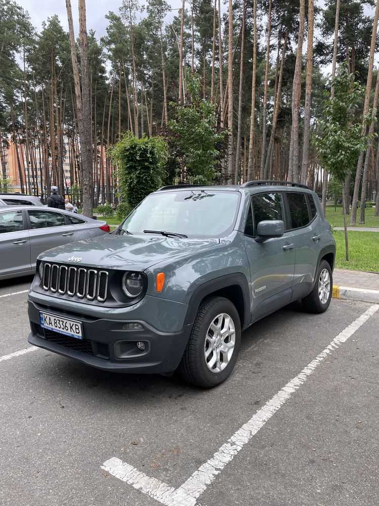 Jeep Renegade 2017 (торг)