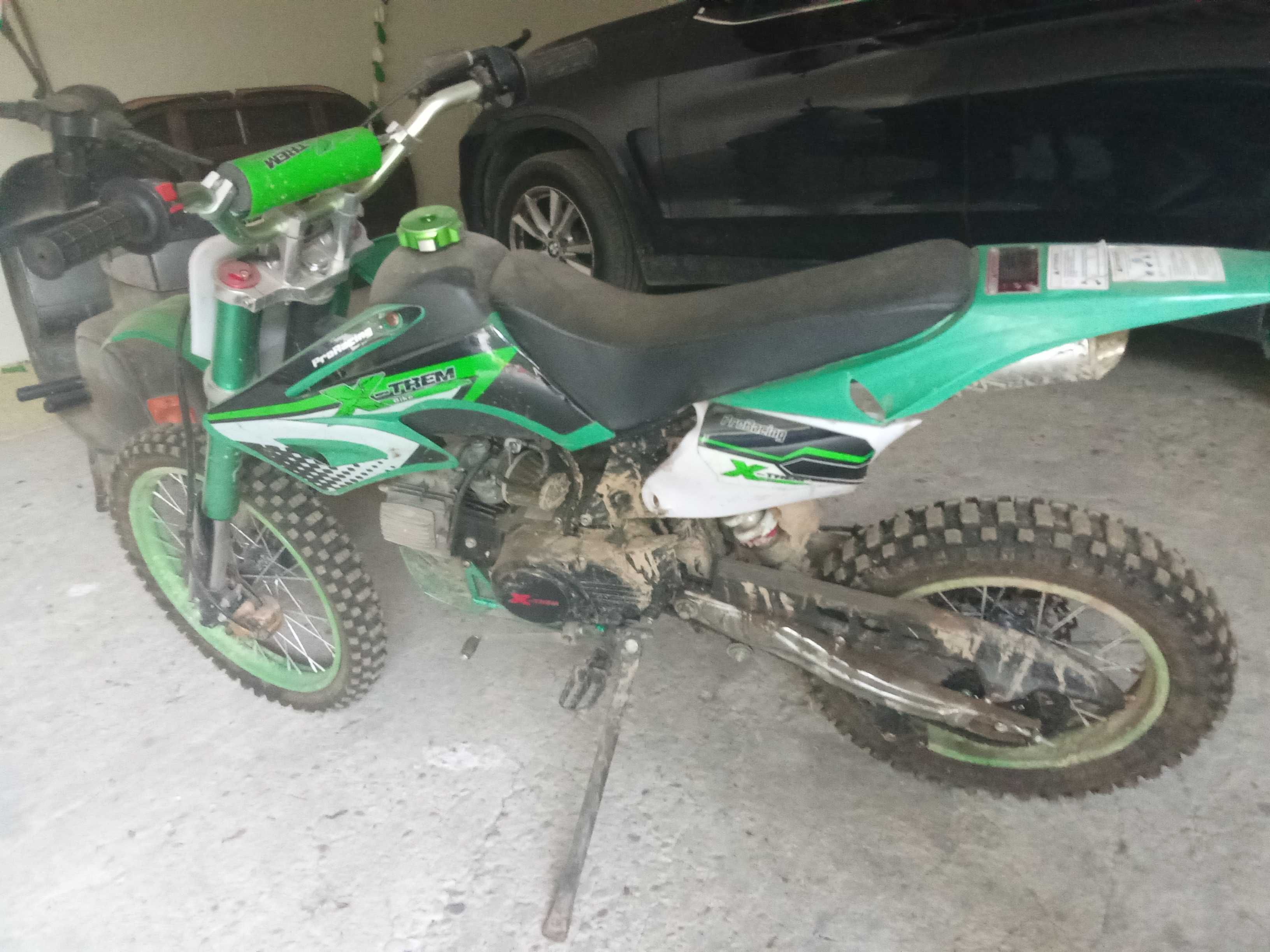 Pitbike com pouco uso