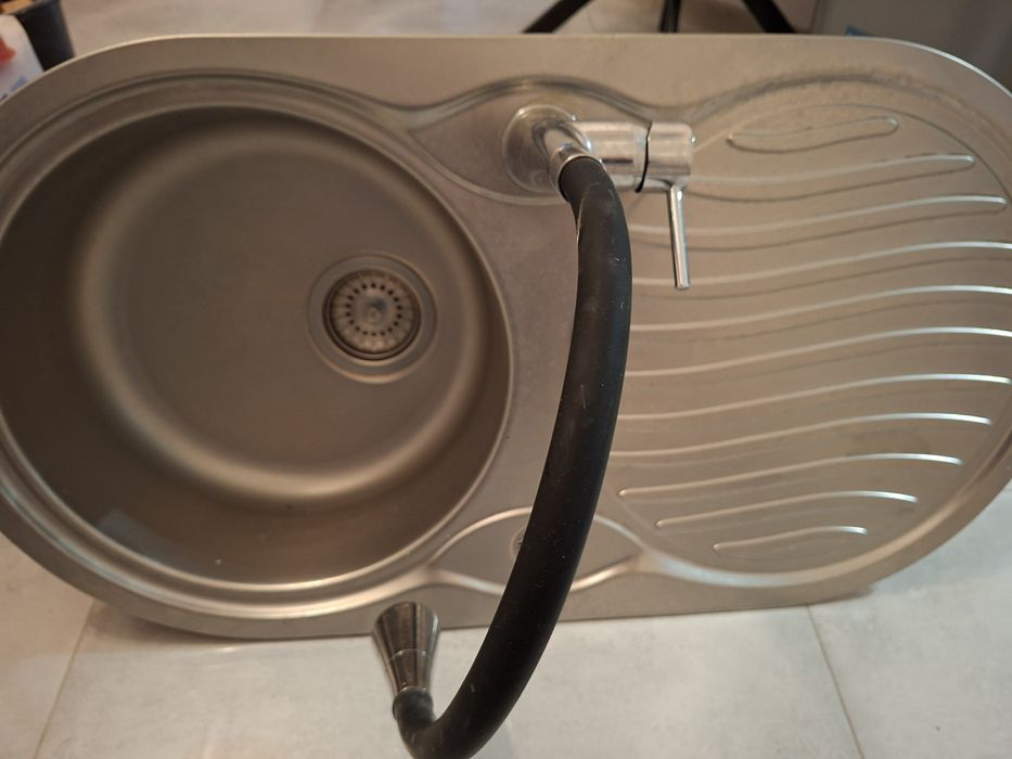 Zlew jednokomorowy z ociekaczem