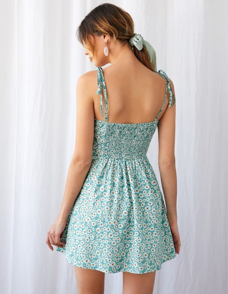 SHEIN sukienka lato wakacje mini plaża randka w kwiaty xs ditsy