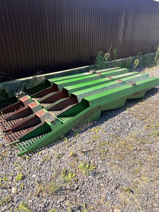 Соломотраси до комбайна Джон Дір 1052 1055