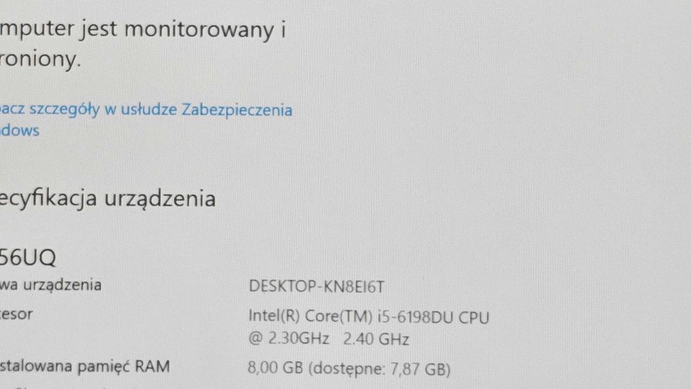Asus F556U i5-6198DU GPU: 940MX 2GB RAM: 8GB SSD: 250GB