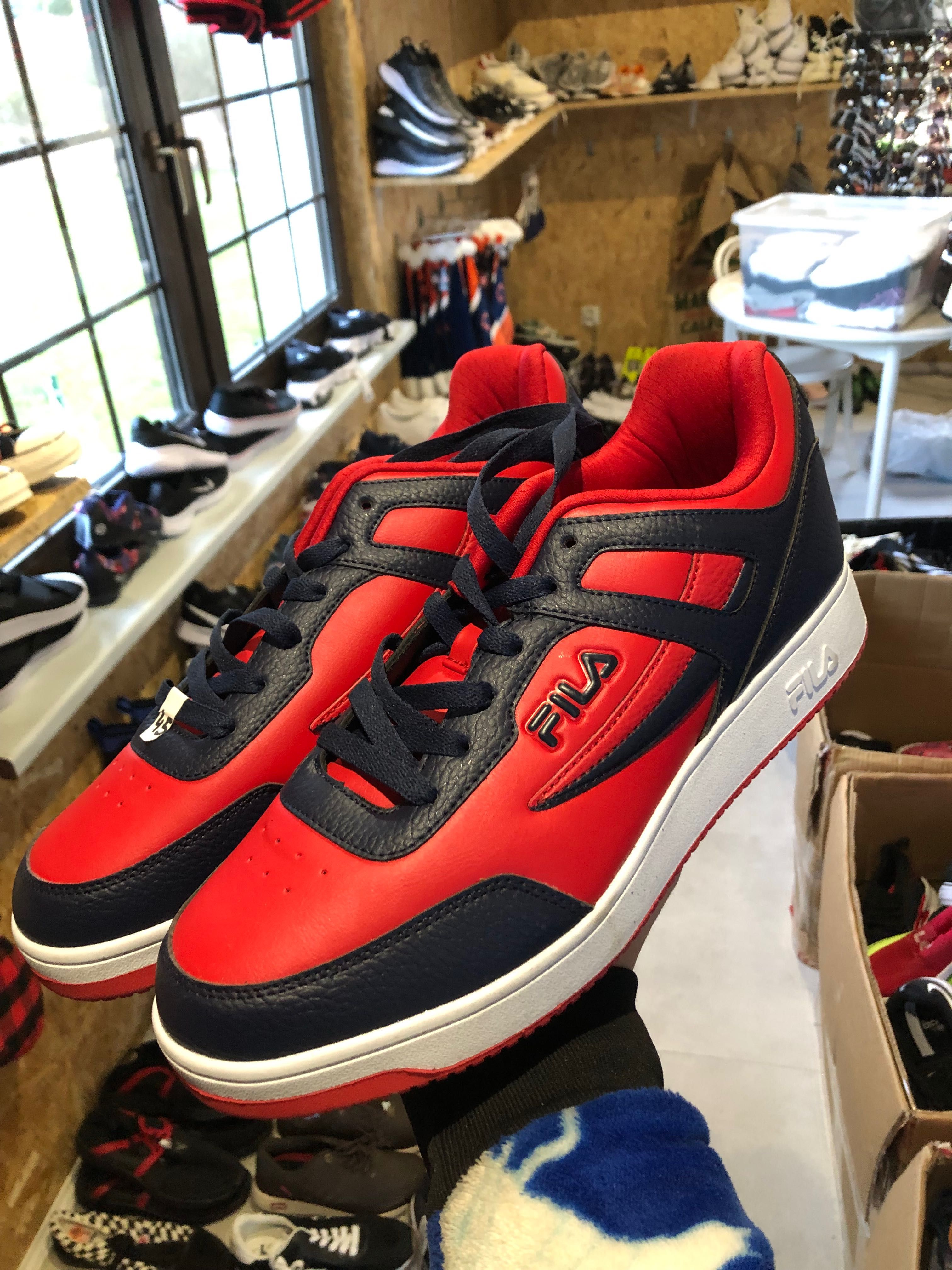 Buty sportowe z usa rozmiar 46