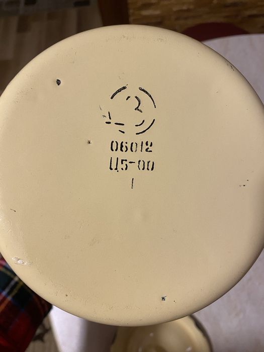 Бідон емальований кастрюля банка збанок