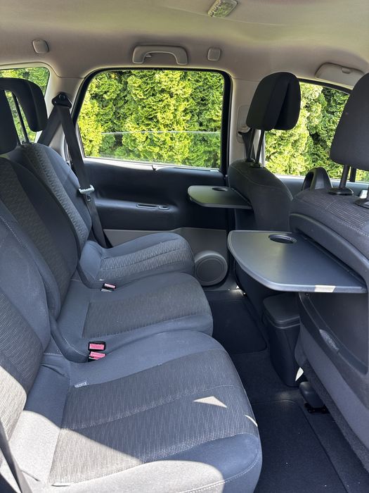 RENAULT GRAND SCENIC 2.0 135KM benzyna+kola zimowe i relingi.Stan BDB.