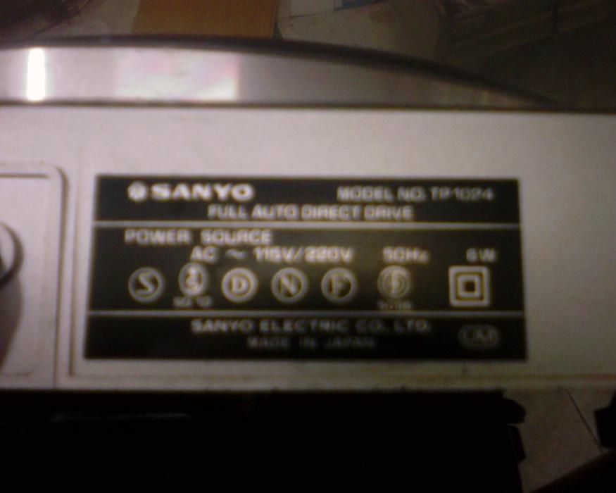 prato gira discos direct drive sanyo tp1024