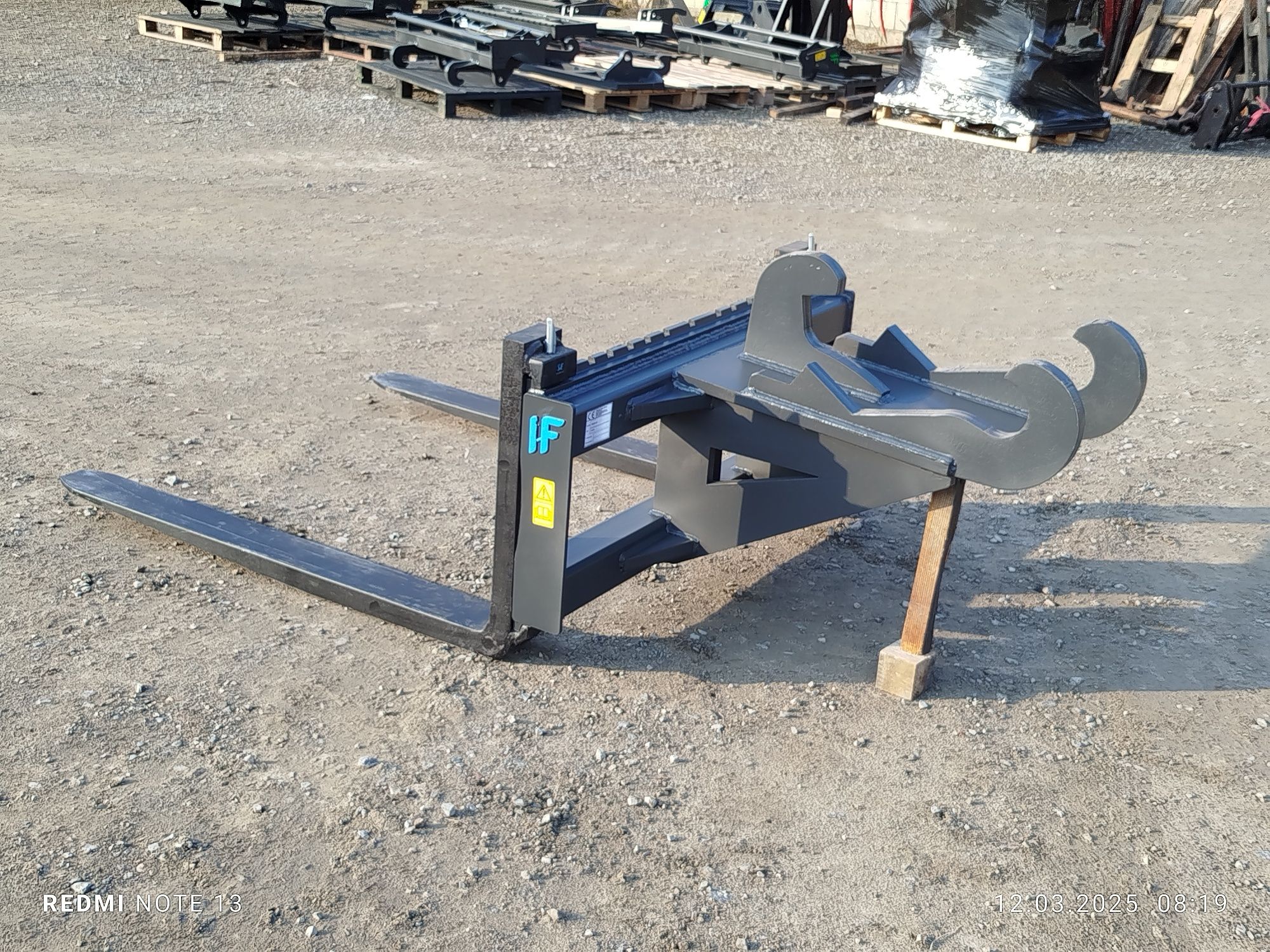 Paleciak Widły do palet Karetka SMP T620 5t