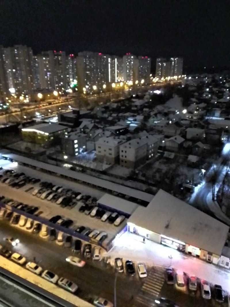 2 ком. кв. ул. Елизаветы Чавдар, 1. метро Осокорки 5 мин. пешком.