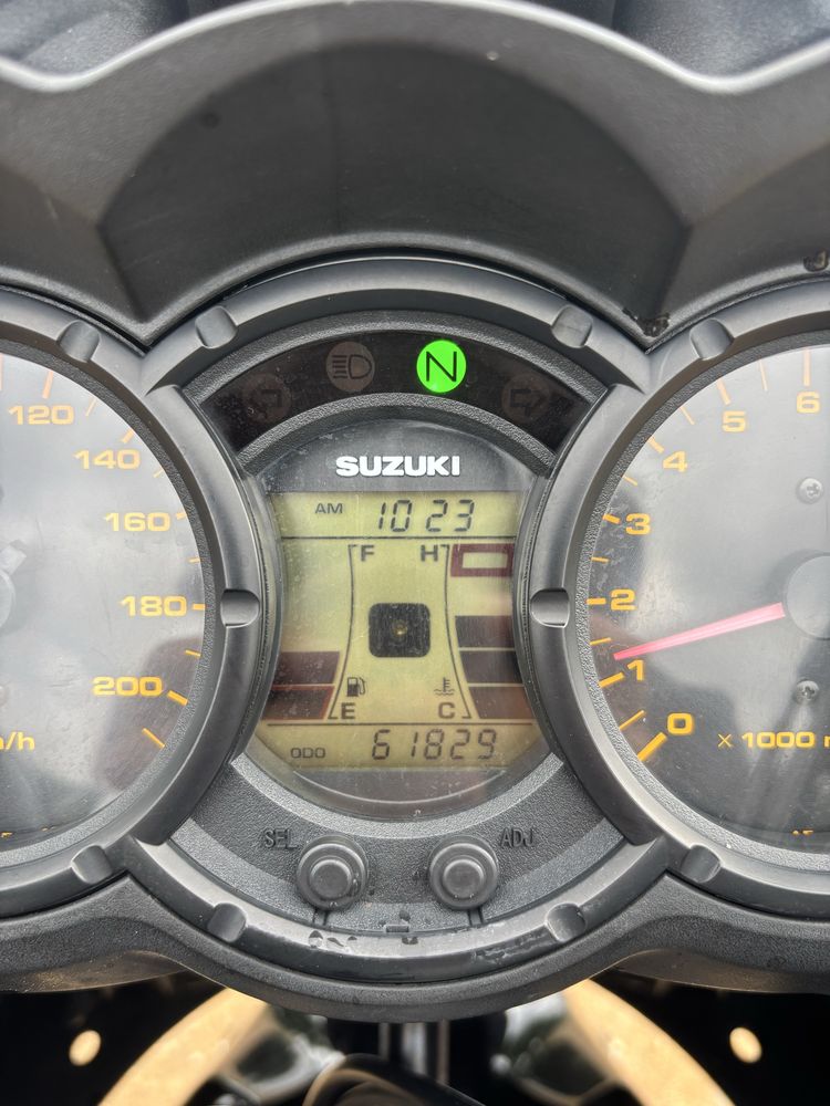 Suzuki Vstrom 650