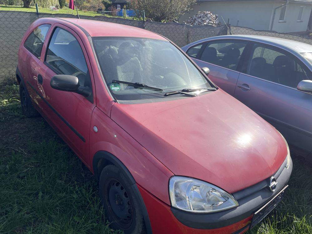 Opel corsa C 1.0 benzyna 2002r klima