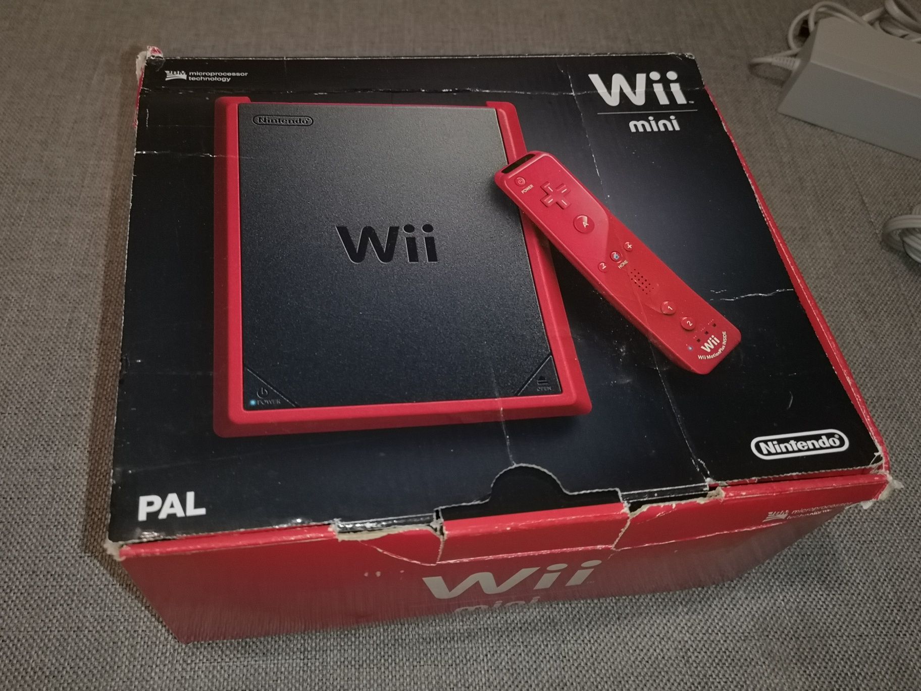 Konsola Wii Mini (Nintendo) komplet w pudełku, instrukcja GWARANCJA